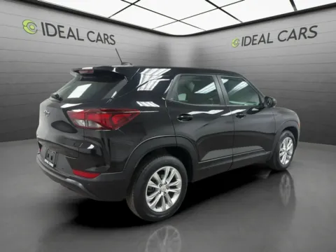More photos of 2021 Chevrolet Trailblazer LS at Ideal Cars - Apache Junction, AZ