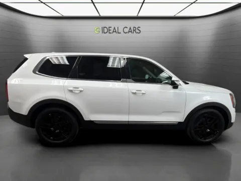 More photos of 2020 Kia Telluride LX at Ideal Cars - Apache Junction, AZ