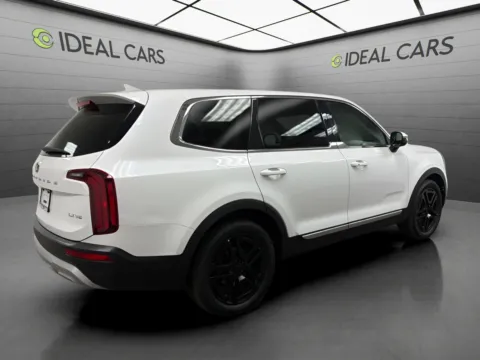 More photos of 2020 Kia Telluride LX at Ideal Cars - Apache Junction, AZ