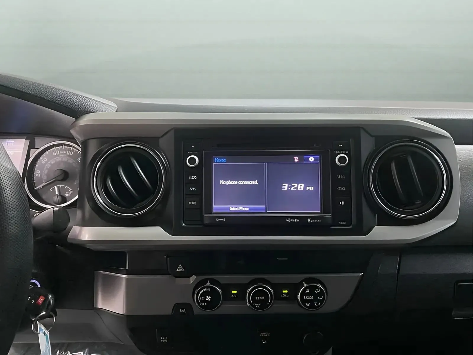 2016 Toyota Tacoma SR5 - Photo 22
