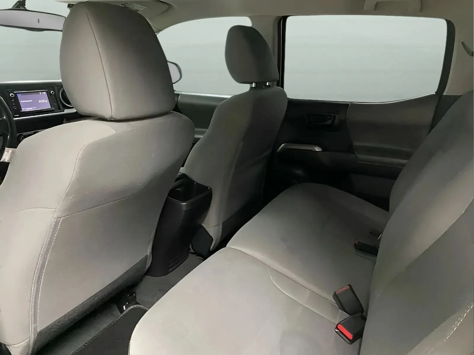 2016 Toyota Tacoma SR5 - Photo 12