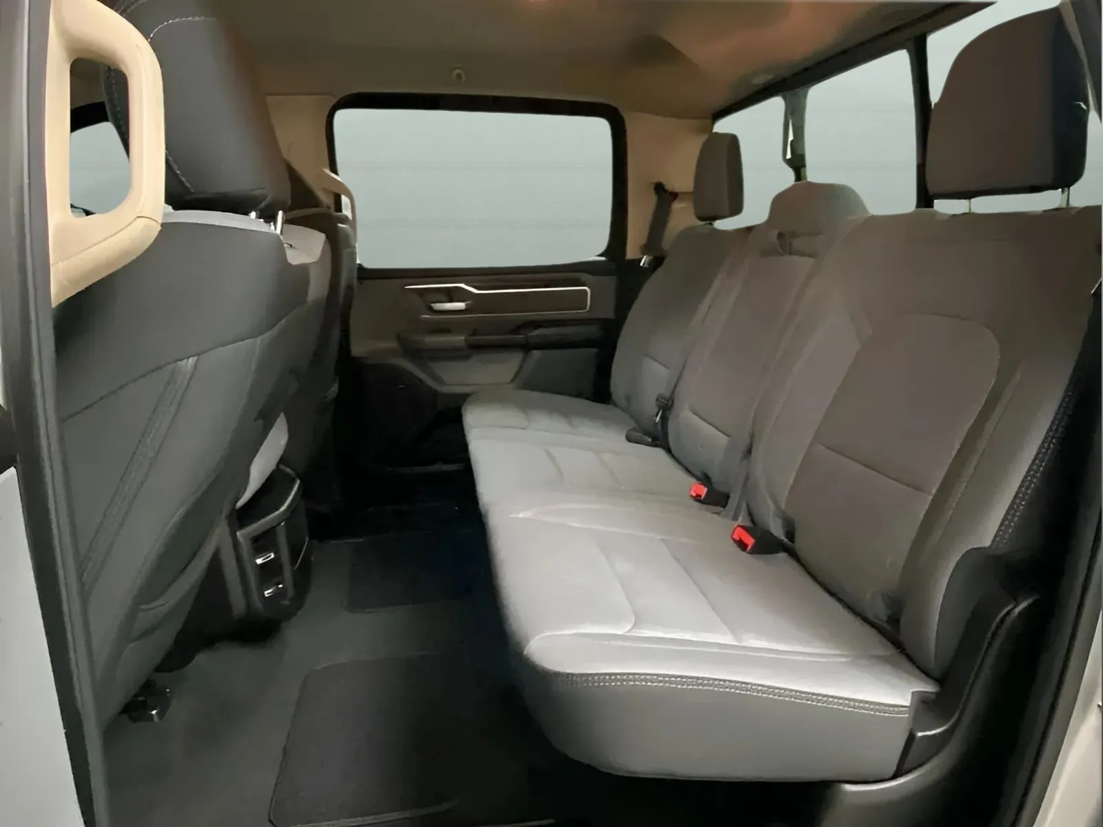 Ram 1500 photo 11