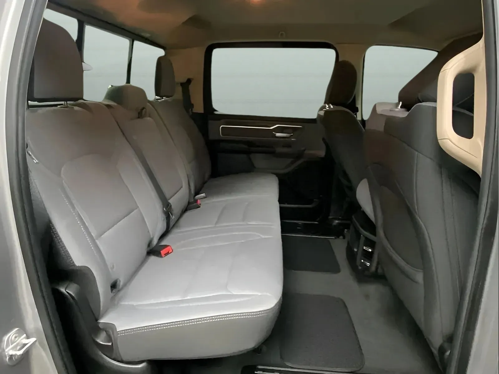 Ram 1500 photo 13