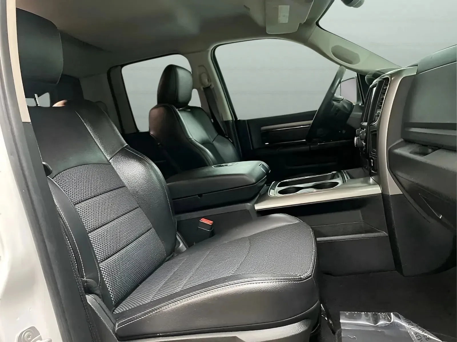 2017 RAM Ram 1500 Pickup Night - Photo 14