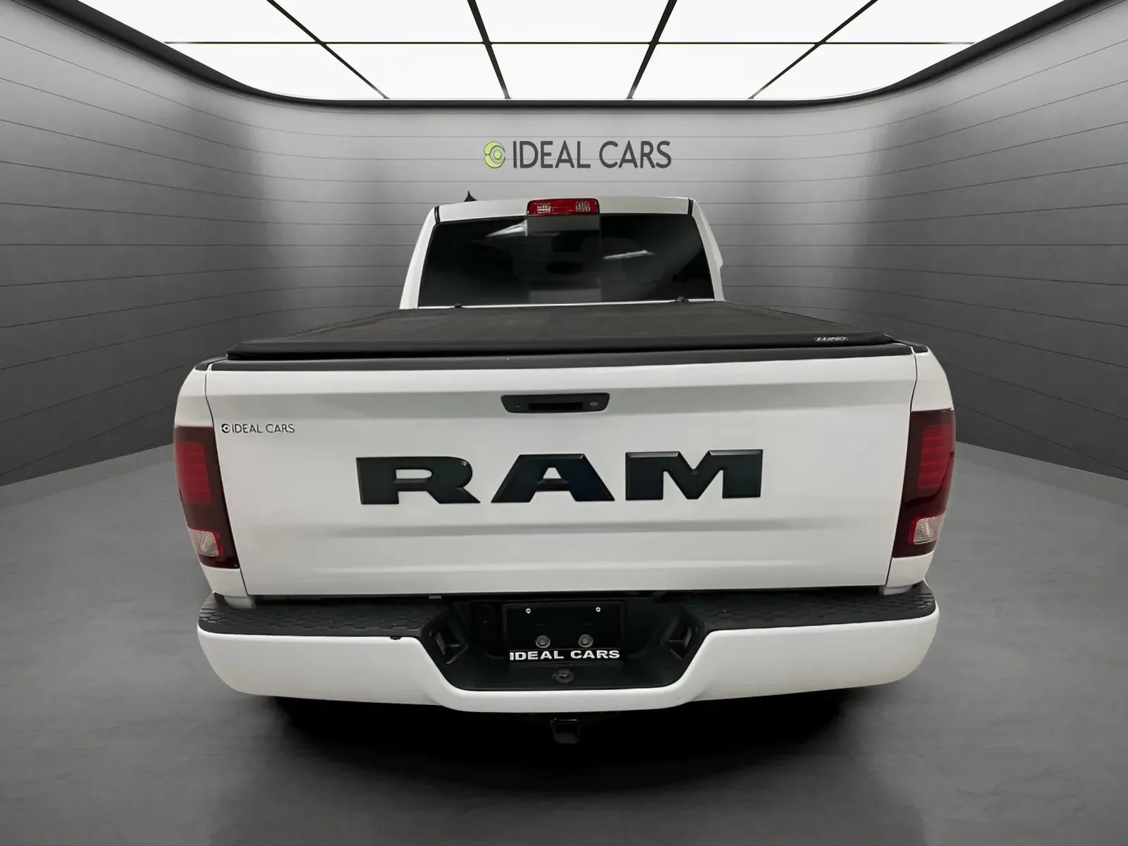 2017 RAM Ram 1500 Pickup Night - Photo 6