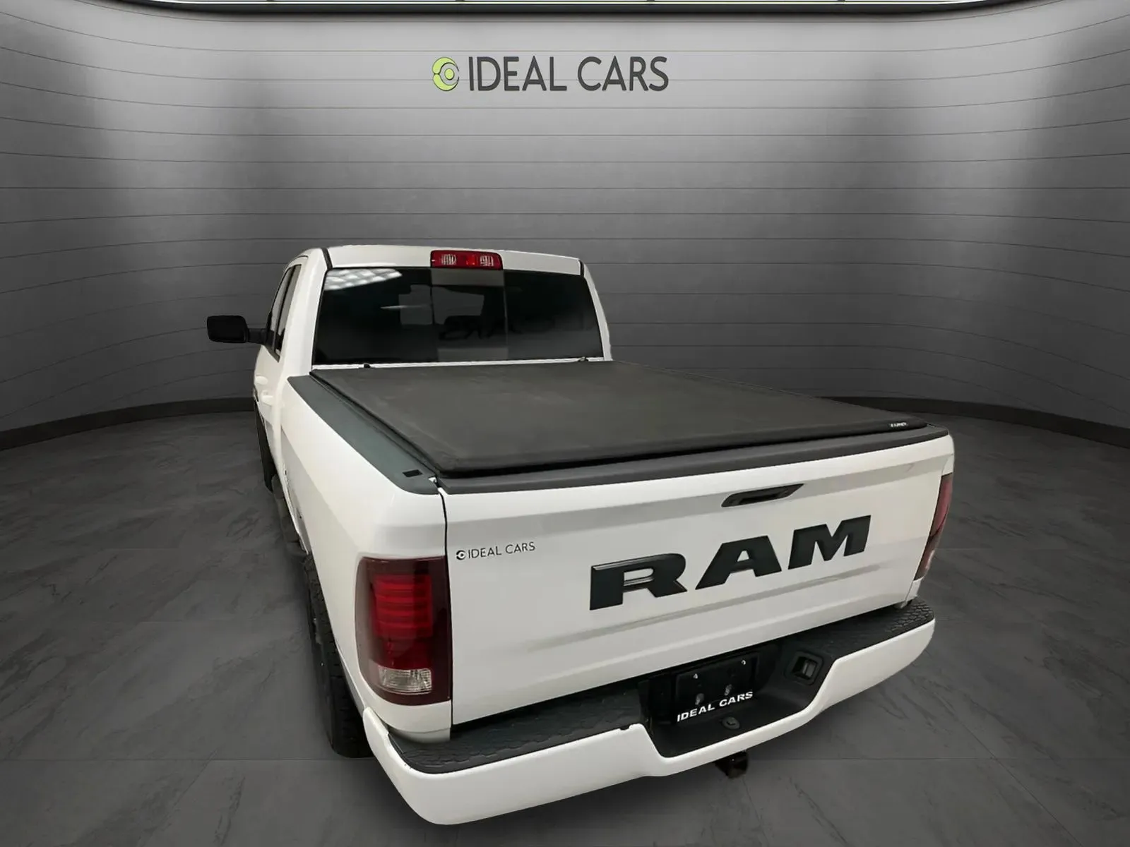 2017 RAM Ram 1500 Pickup Night - Photo 8
