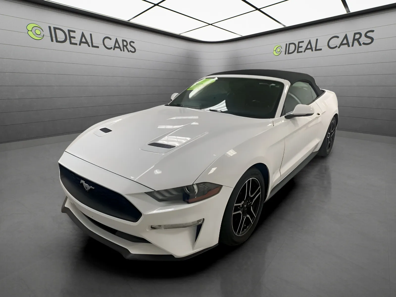 2020 Ford Mustang EcoBoost Convertible Premium's photo