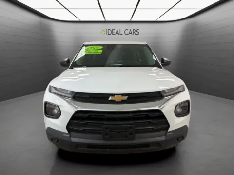 Photos of 2021 Chevrolet Trailblazer LS for sale in Mesa, AZ at Ideal Cars - at Alma School Rd