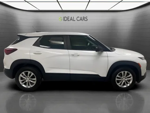 More photos of 2021 Chevrolet Trailblazer LS at Ideal Cars - at Broadway Rd., AZ