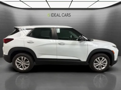More photos of 2021 Chevrolet Trailblazer LS at Ideal Cars - at Alma School Rd, AZ