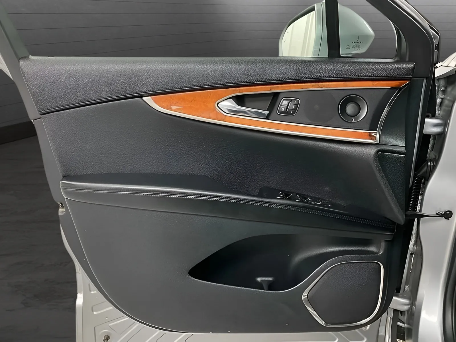 2020 Lincoln Nautilus Reserve - Photo 19