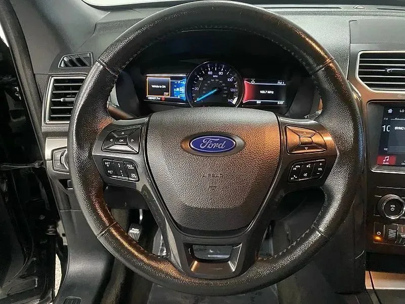 2018 Ford Explorer XLT - Photo 17