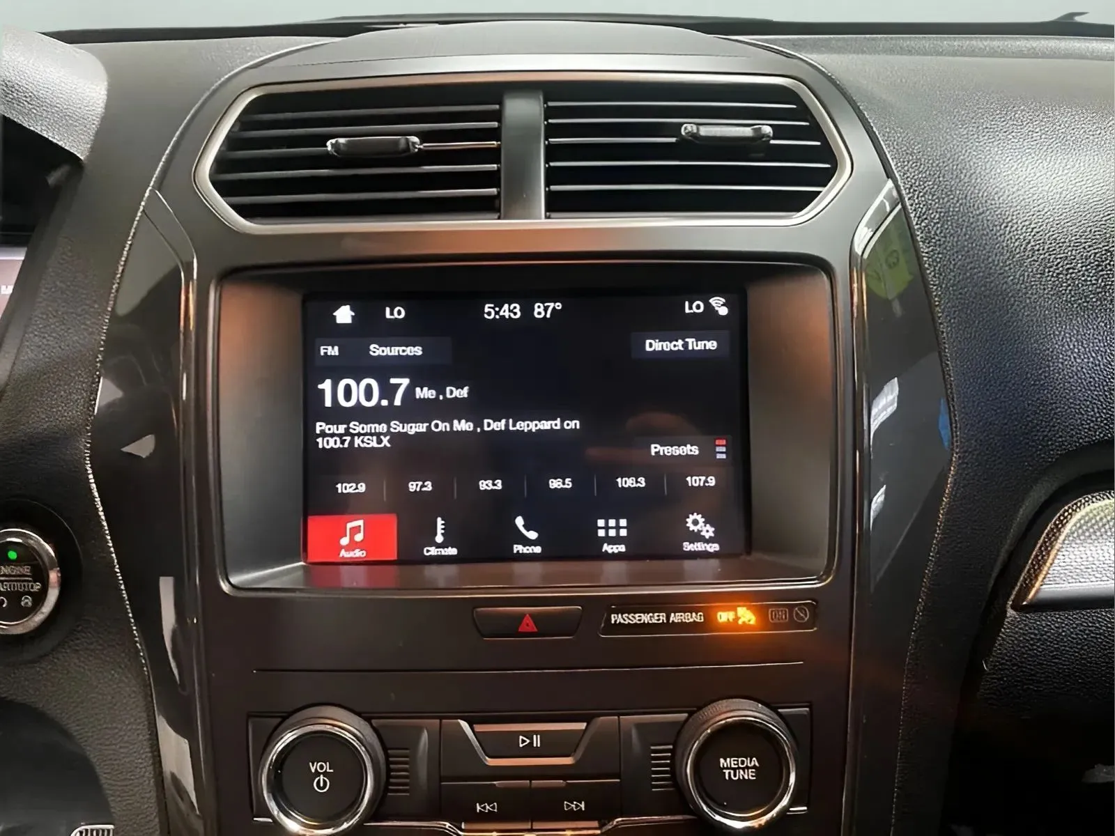 2018 Ford Explorer XLT - Photo 19