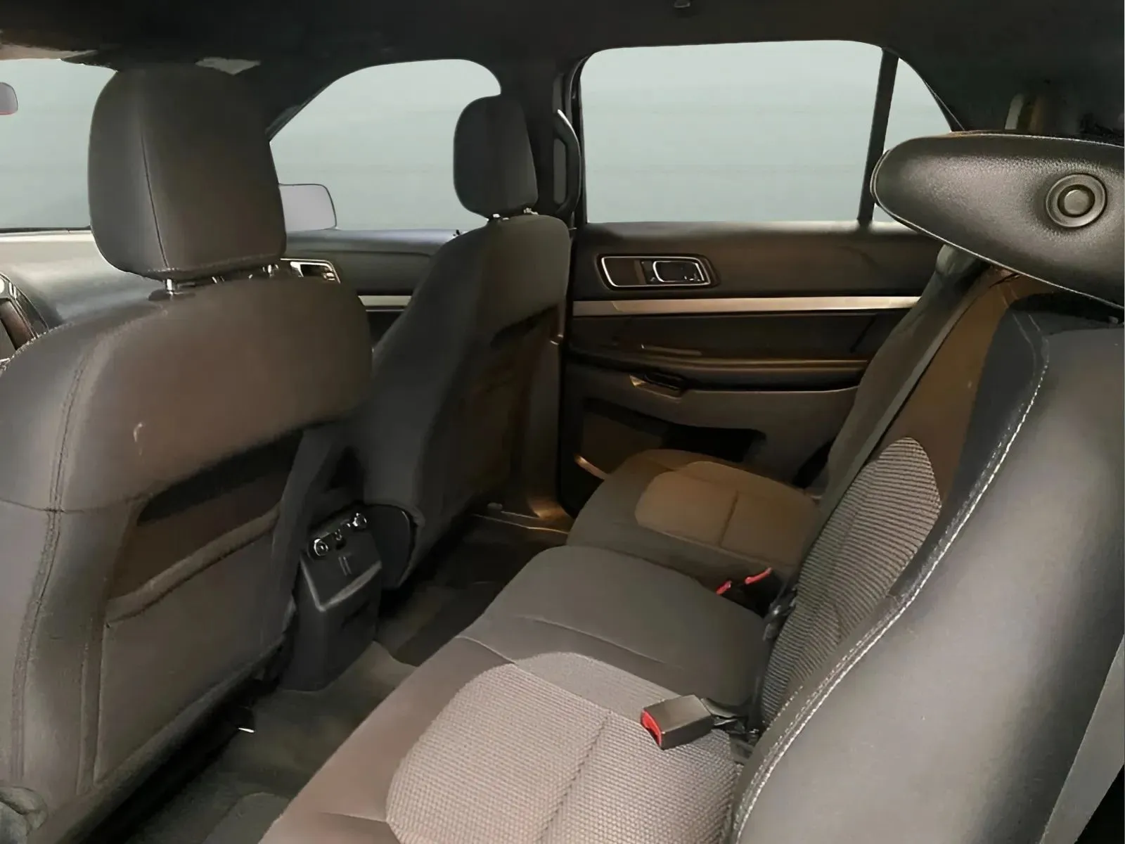 2018 Ford Explorer XLT - Photo 11