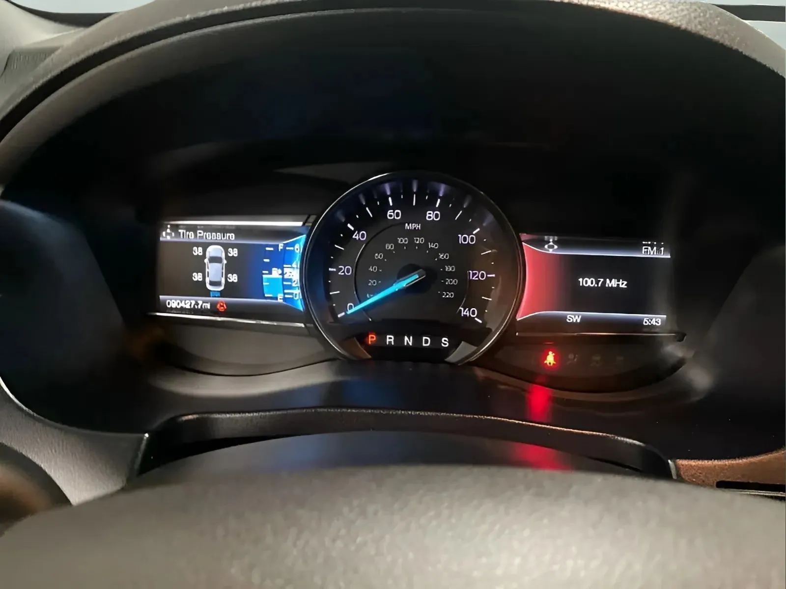 2018 Ford Explorer XLT - Photo 18