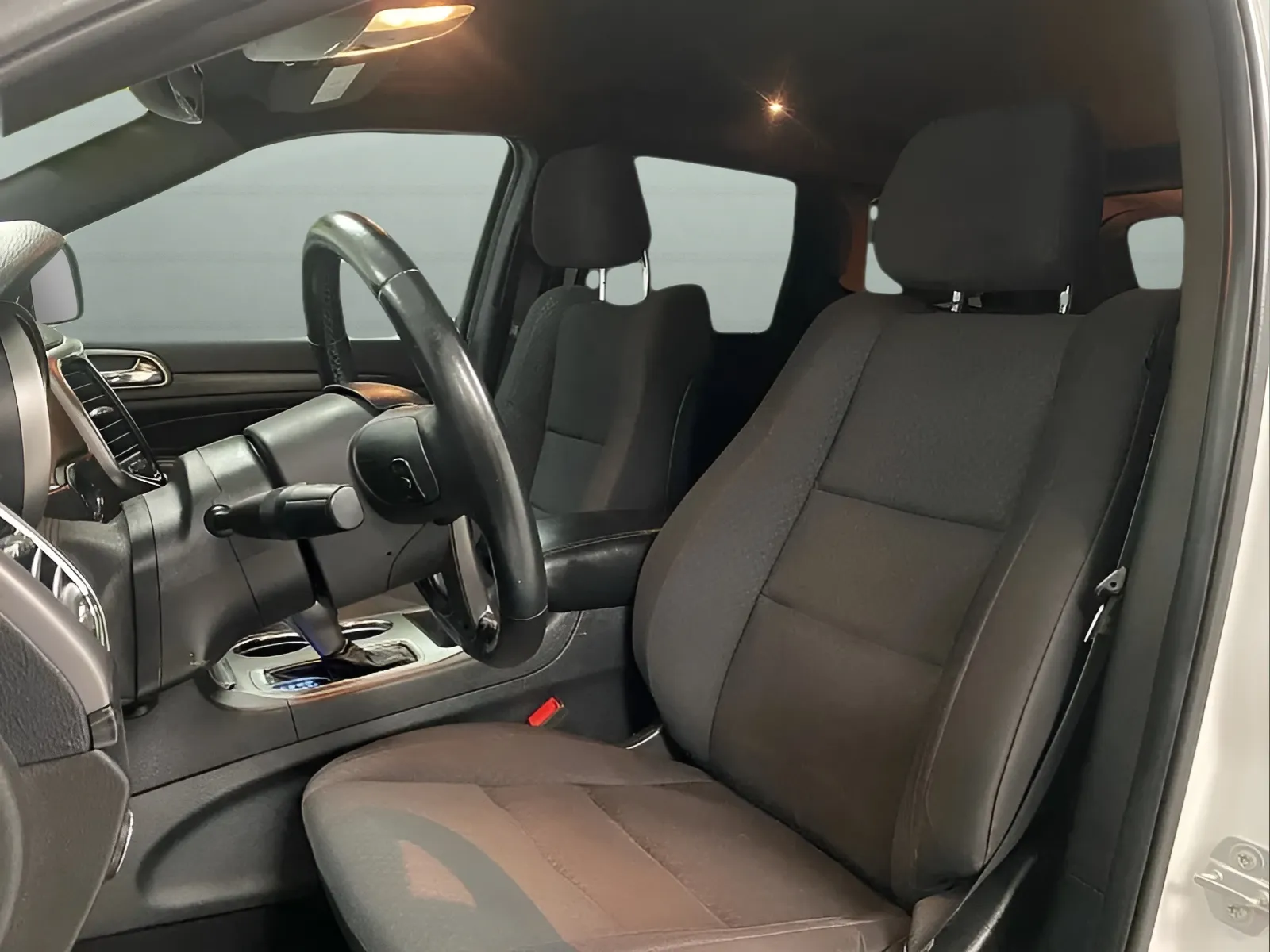 2019 Jeep Grand Cherokee Upland - Photo 9