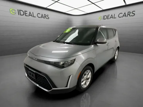 Gray 2024 Kia Soul LX for sale in Mesa, AZ