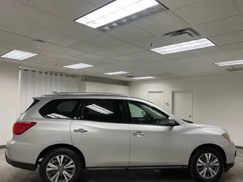 More photos of 2020 Nissan Pathfinder SV at Ideal Cars - at Broadway Rd., AZ