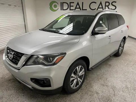 Silver 2020 Nissan Pathfinder SV for sale in Mesa, AZ