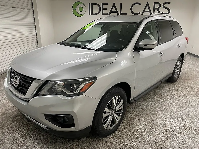 Silver 2020 Nissan Pathfinder SV for sale in Mesa, AZ