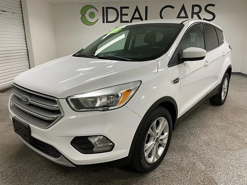 White 2017 Ford Escape SE for sale in Mesa, AZ