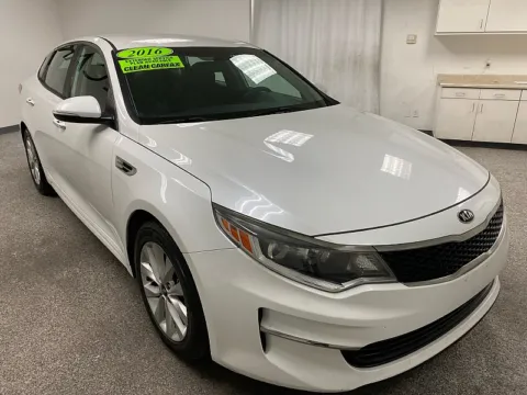 Another view of 2016 Kia Optima LX for sale in Mesa, AZ at Ideal Cars - at Broadway Rd.
