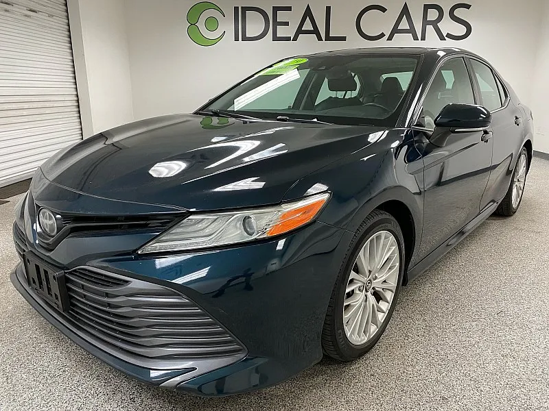 Blue 2019 Toyota Camry XLE for sale in Mesa, AZ