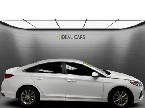 More photos of 2019 Hyundai Sonata SE at Ideal Cars - at Broadway Rd., AZ