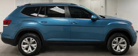 More photos of 2019 Volkswagen Atlas 3.6L V6 SE w/Technology at Ideal Cars - at Broadway Rd., AZ