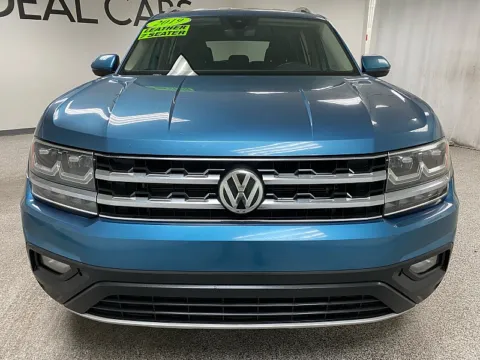 Photos of 2019 Volkswagen Atlas 3.6L V6 SE w/Technology for sale in Mesa, AZ at Ideal Cars - at Broadway Rd.