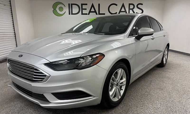 Silver 2018 Ford Fusion SE for sale in Mesa, AZ