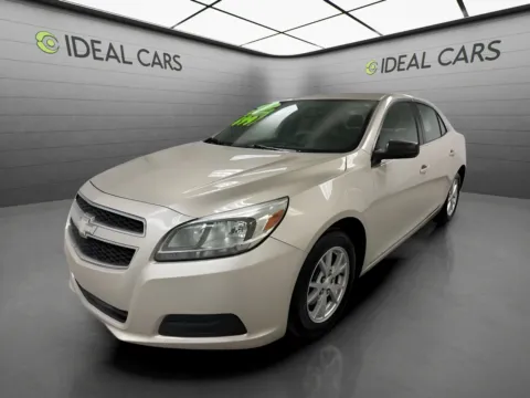Gray 2013 Chevrolet Malibu LS for sale in Mesa, AZ