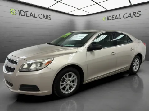 Gray 2013 Chevrolet Malibu LS for sale in Mesa, AZ