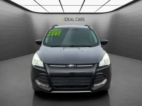 Photos of 2014 Ford Escape SE for sale in Mesa, AZ at Ideal Cars - at Broadway Rd.