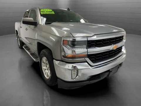 Gray 2017 Chevrolet Silverado 1500 Crew Cab LT for sale in Mesa, AZ