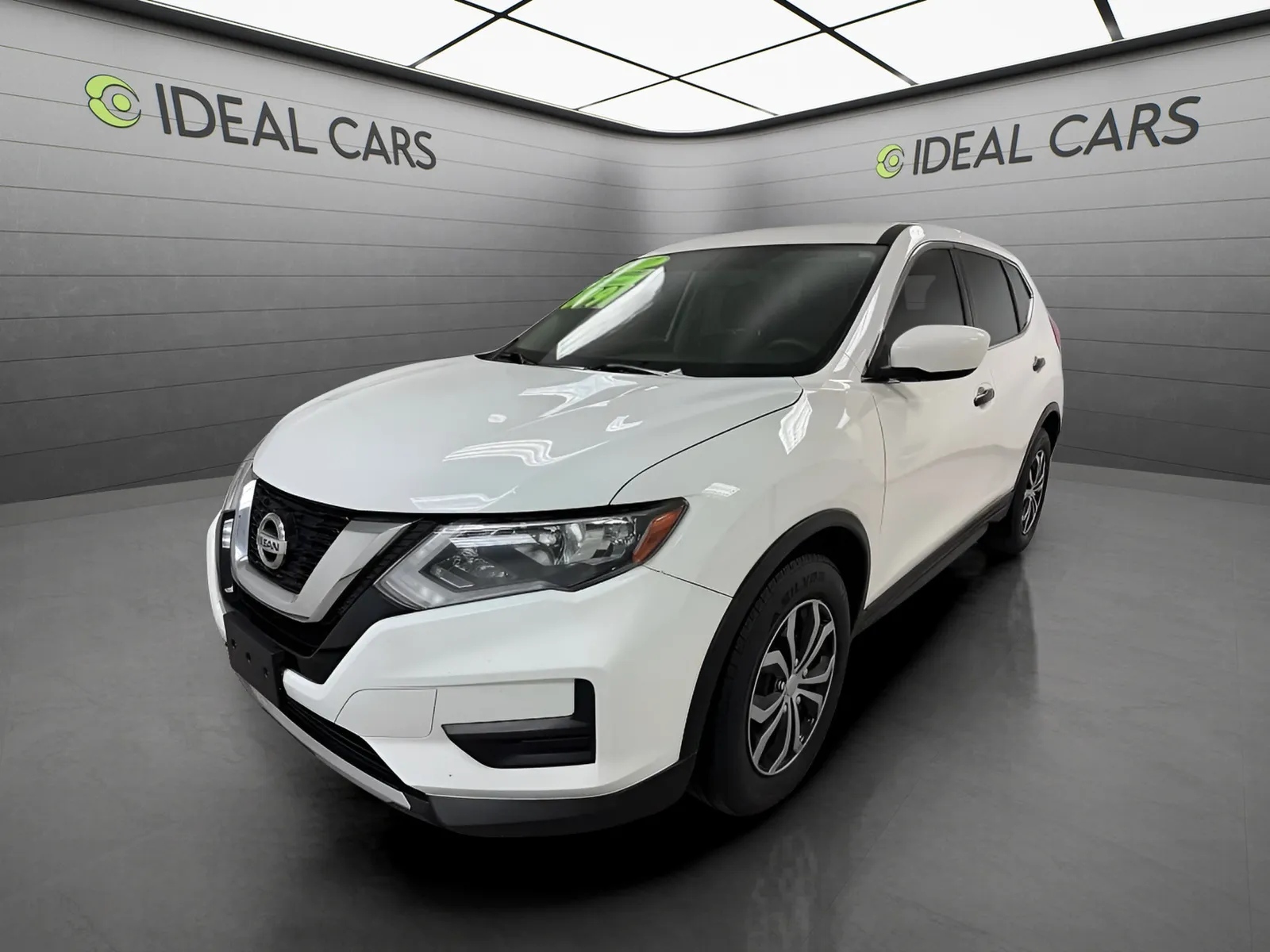 White 2017 Nissan Rogue 4d SUV FWD S for sale in Mesa, AZ