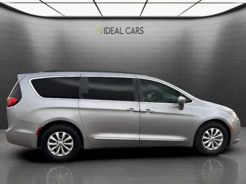 More photos of 2017 Chrysler Pacifica Touring-L at Ideal Cars - at Broadway Rd., AZ