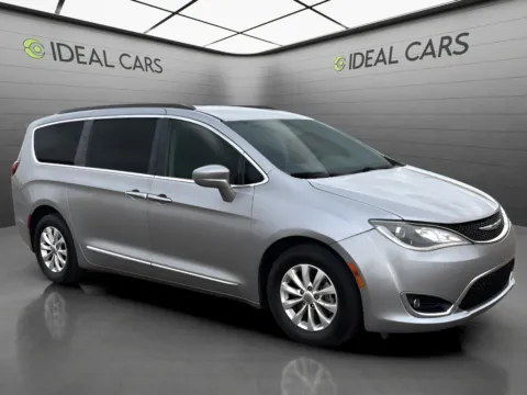 Another view of 2017 Chrysler Pacifica Touring-L for sale in Mesa, AZ at Ideal Cars - at Broadway Rd.