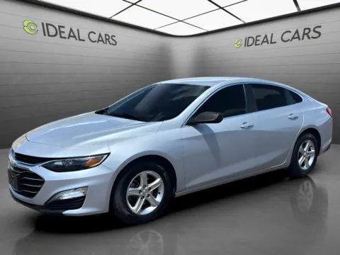Silver 2019 Chevrolet Malibu LS for sale in Mesa, AZ