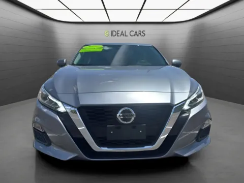 Photos of 2022 Nissan Altima 2.5 SV for sale in Mesa, AZ at Ideal Cars - at Broadway Rd.