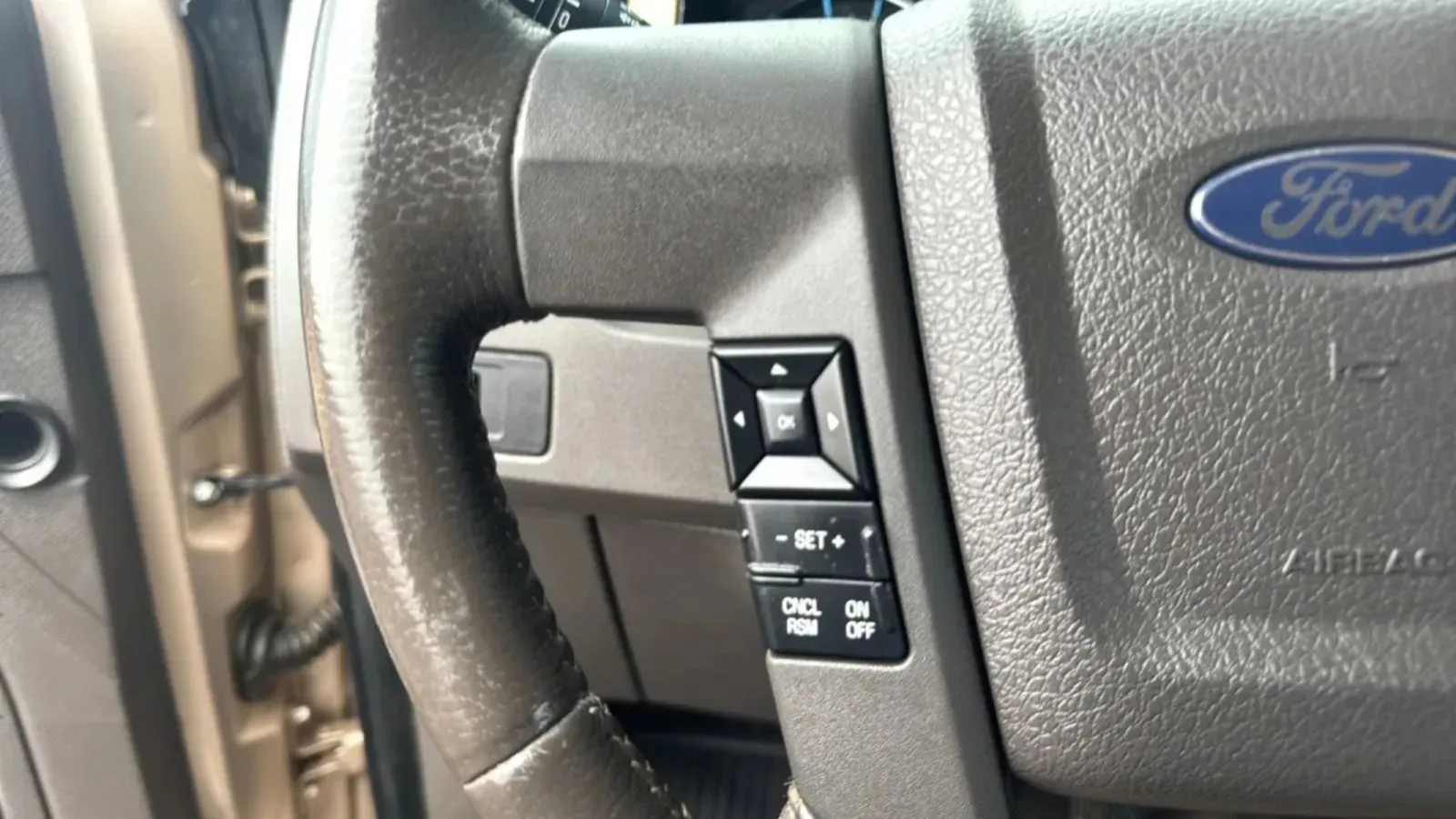 Ford F-150 photo 24