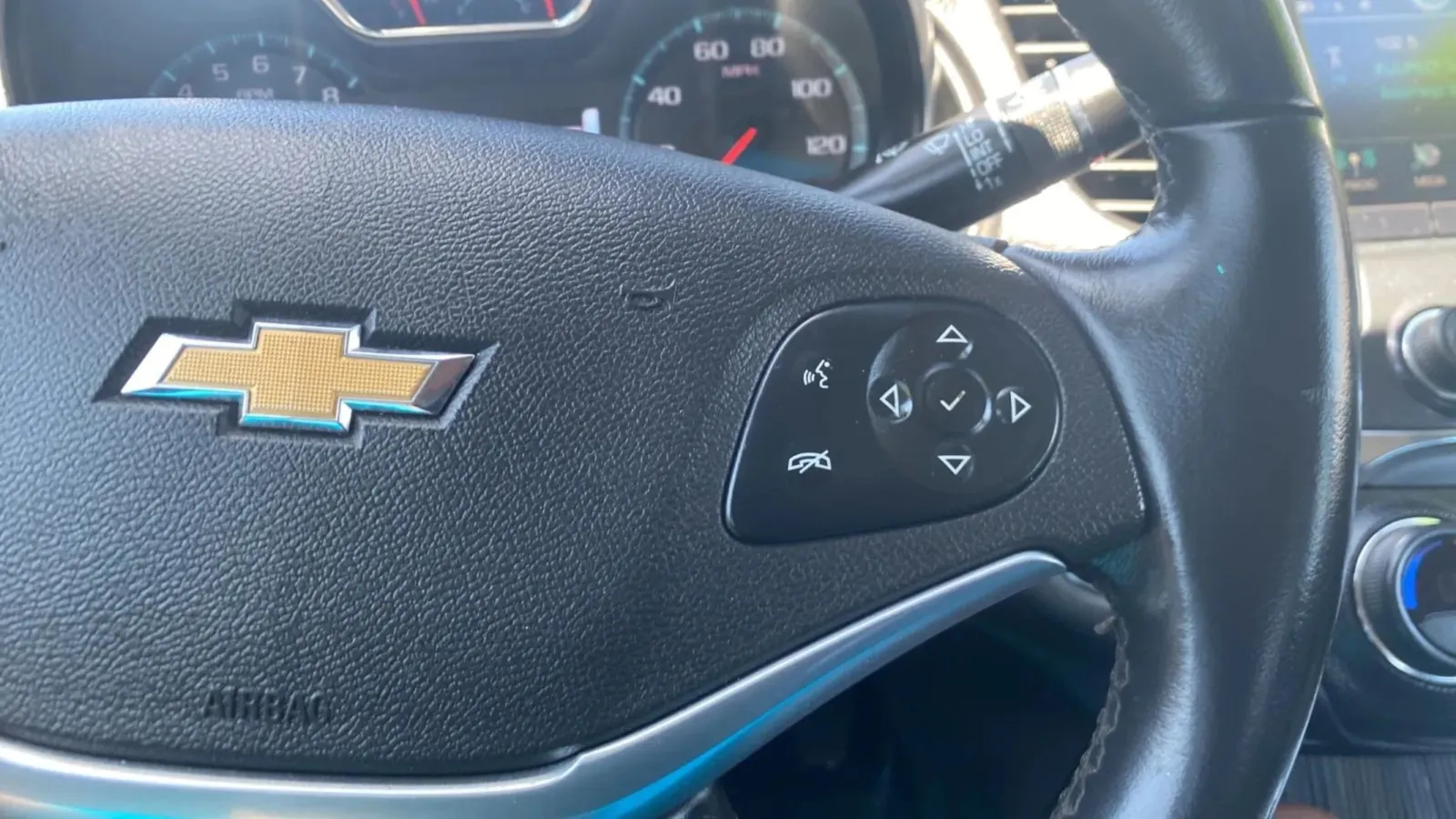 Chevrolet Impala photo 21