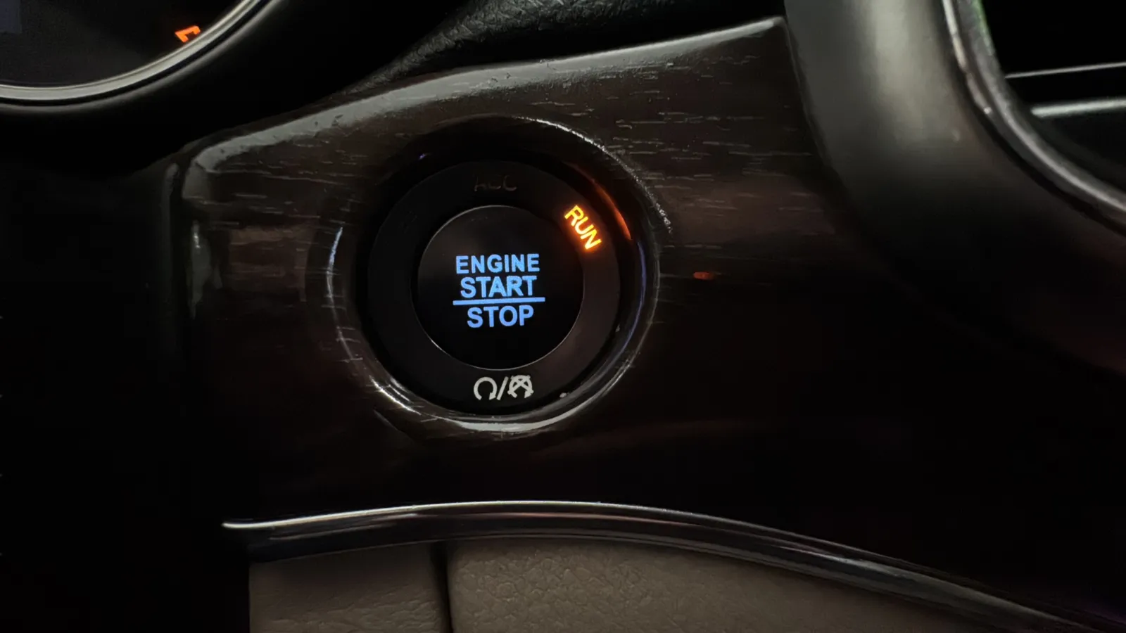 Jeep Grand Cherokee photo 14