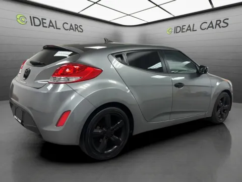 More photos of 2015 Hyundai VELOSTER at Ideal Cars - at Alma School Rd, AZ