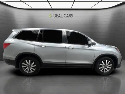 More photos of 2019 Honda Pilot EX at Ideal Cars - at Alma School Rd, AZ