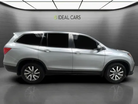 More photos of 2019 Honda Pilot EX at Ideal Cars - at Alma School Rd, AZ