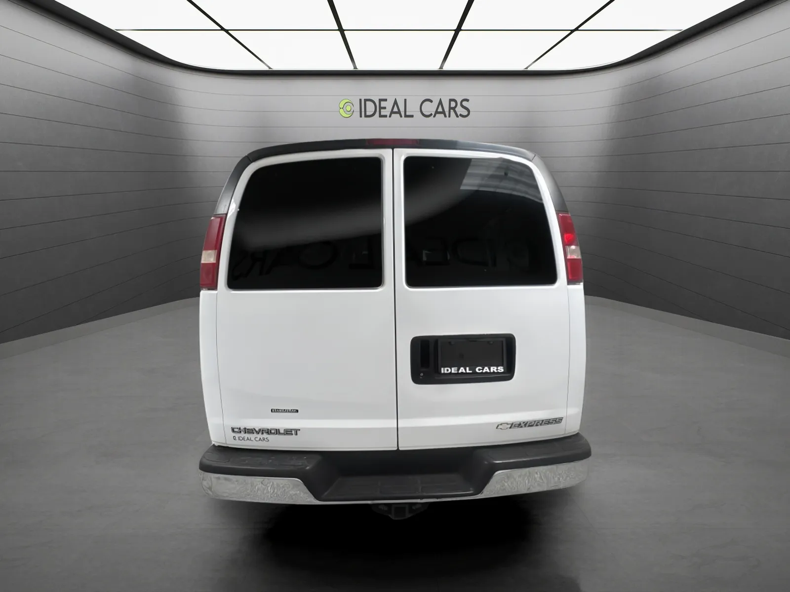 Chevrolet Express photo 6