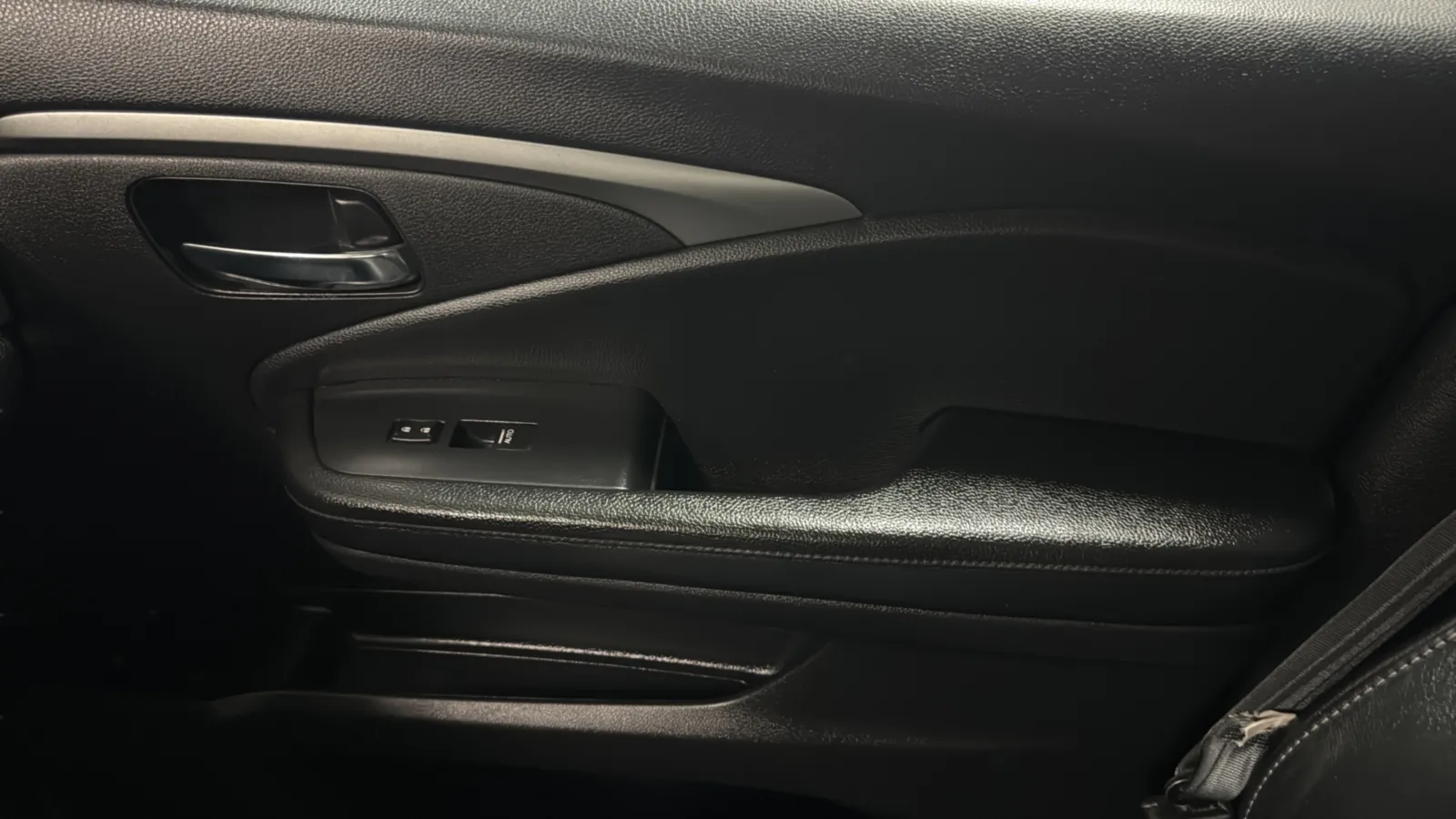 Honda Pilot photo 17