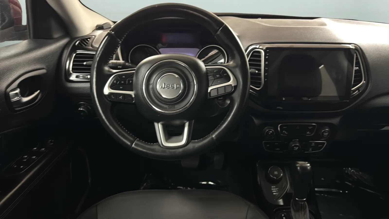 Jeep Compass photo 10