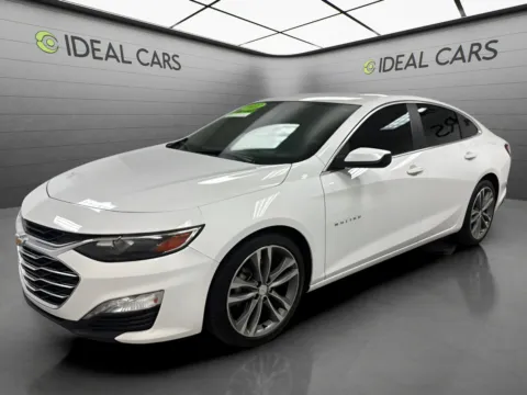White 2022 Chevrolet Malibu LT for sale in Mesa, AZ